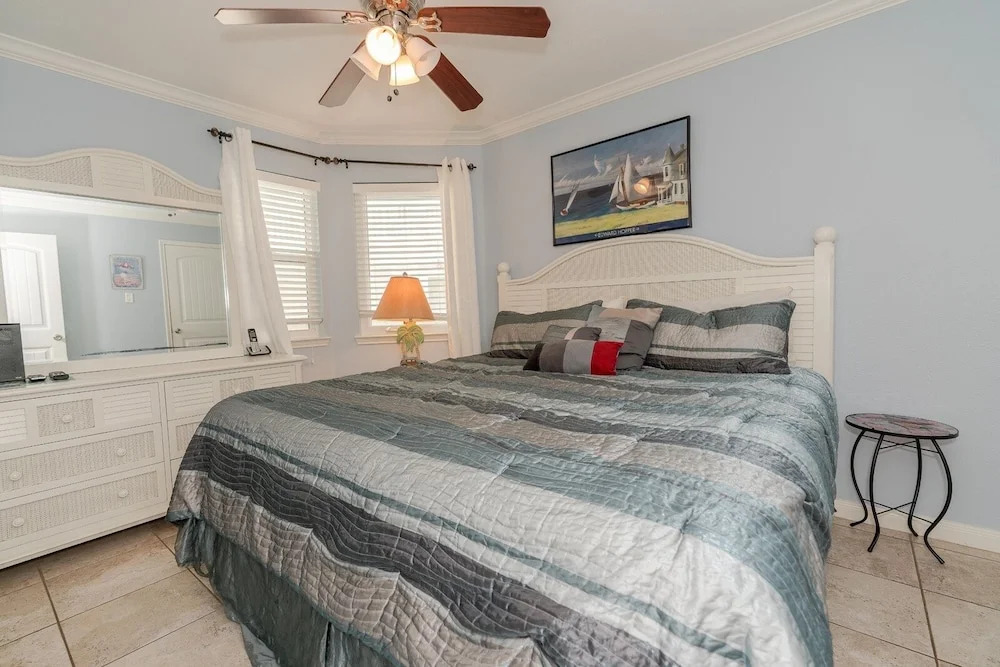 Beach Side 2 Bedroom Condo