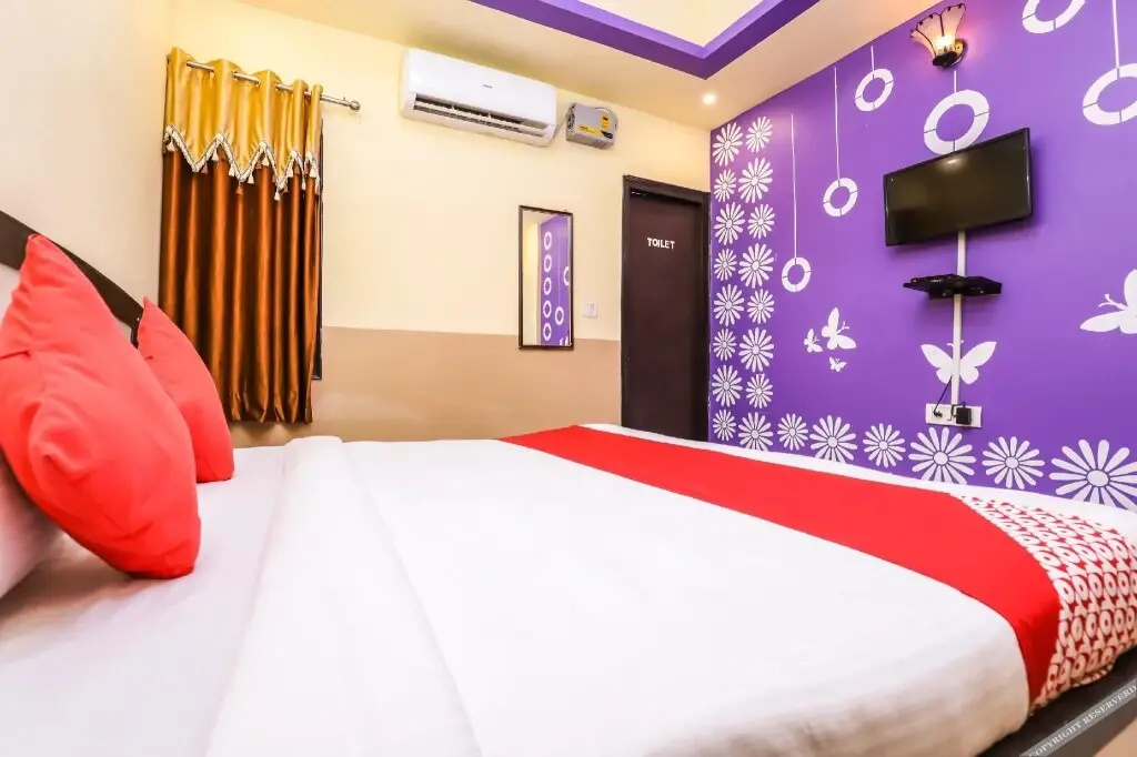 Vasundhra Heights Hotel By Oyo