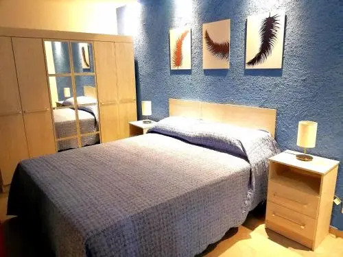Altos de Chacabuco Planta Alta Apartamento temporario amoblado premium con cochera gratis