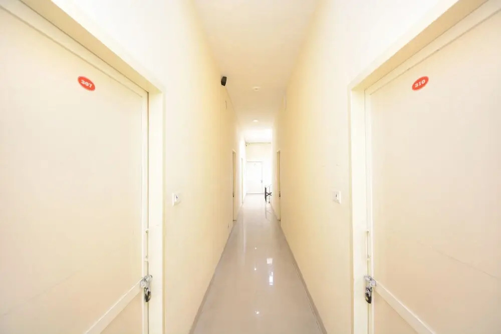 Oyo 33024 Urban Guest House