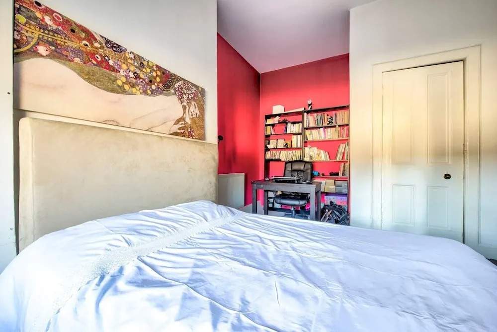 Comfortable 1 Bedroom Flat, Close To City Centre