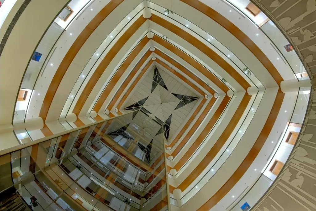 DNT Plaza
