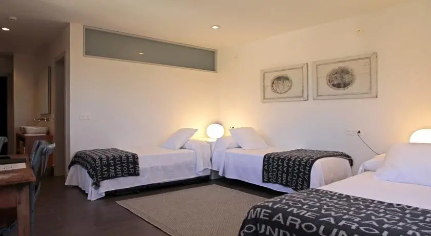 Emebed Posada
