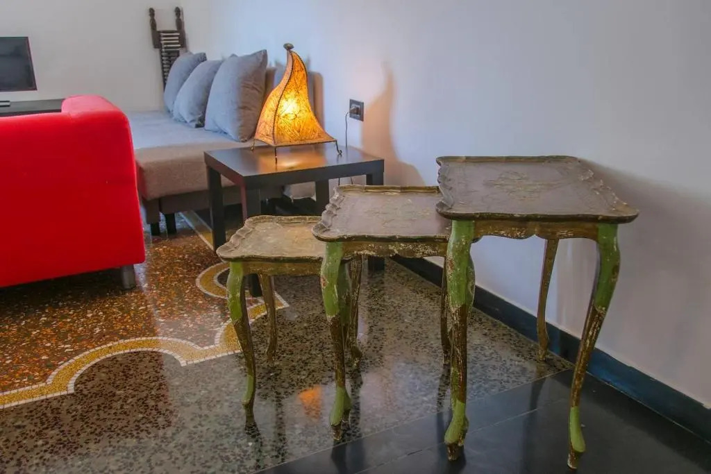 ALTIDO Colorful Flat for 5 close to Piazza De Ferrari