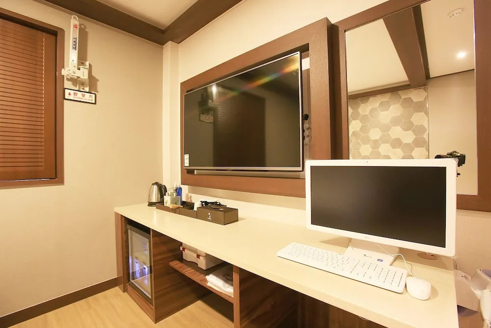 Suyu Young Hotel