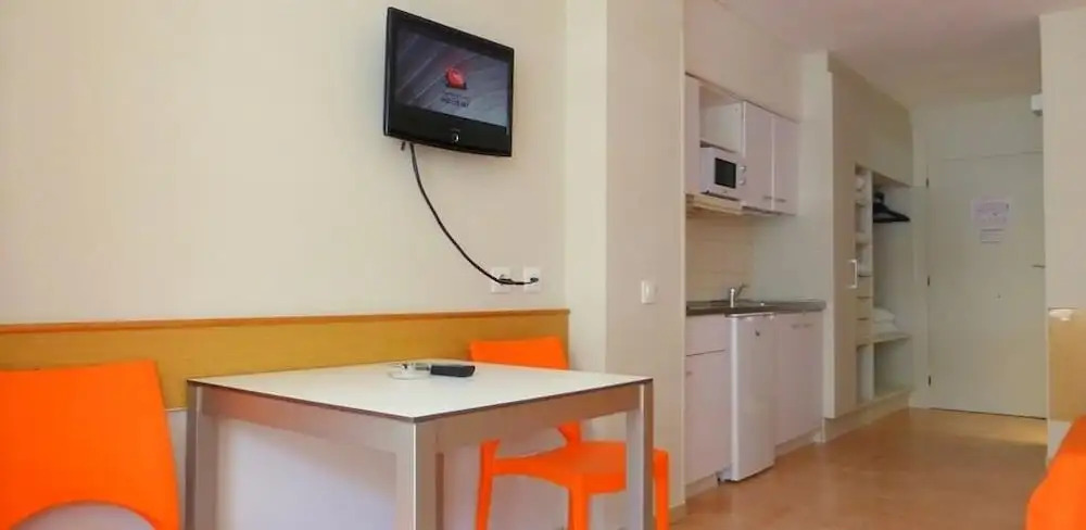 Apartamento familiar cerca de Port Avenuta