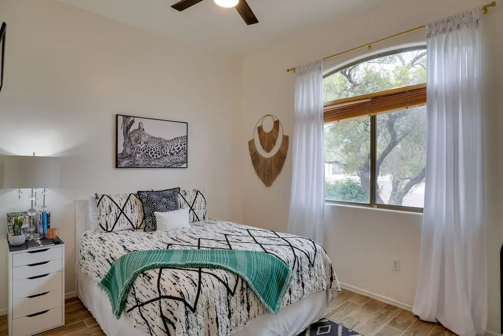 14 Mi to Dtwn: Tucson Escape w/ Patio!