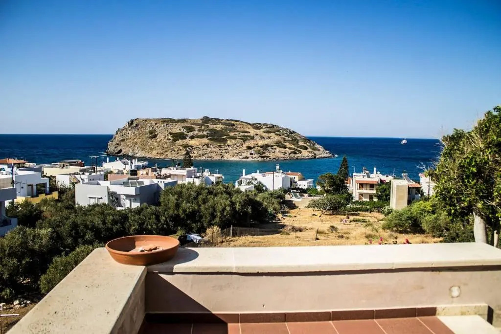 Mohlos house with Seaview