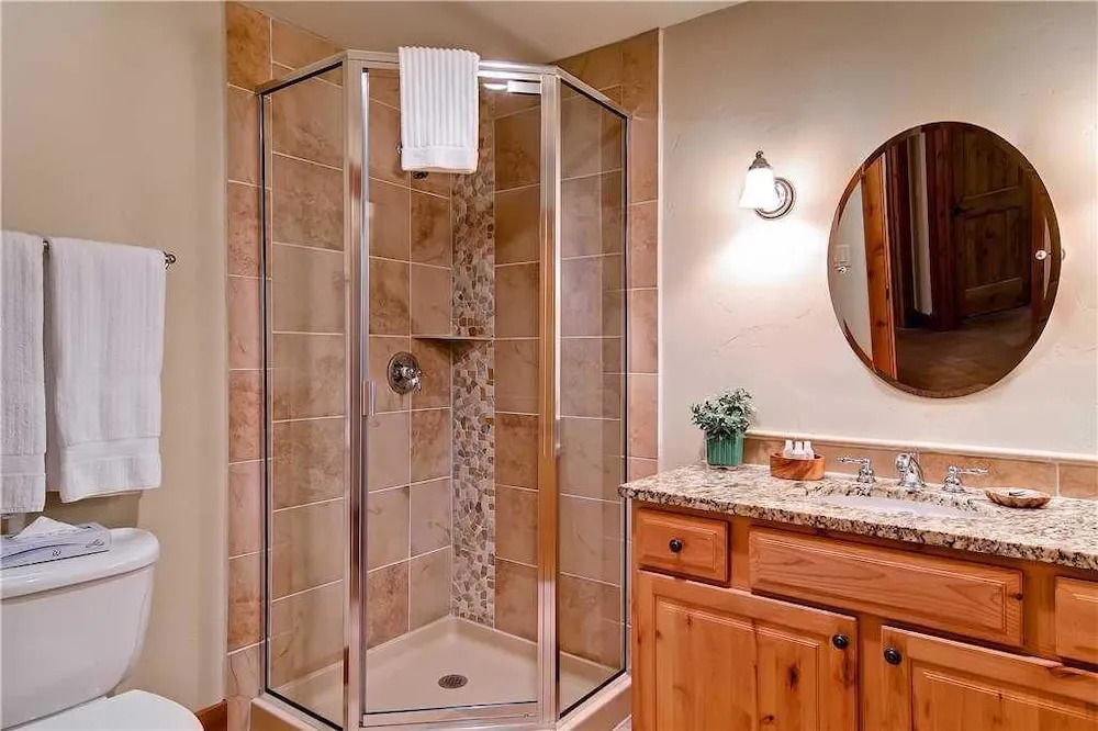 5208 Emerald Lodge, Trappeur's Crossing Apartment 4