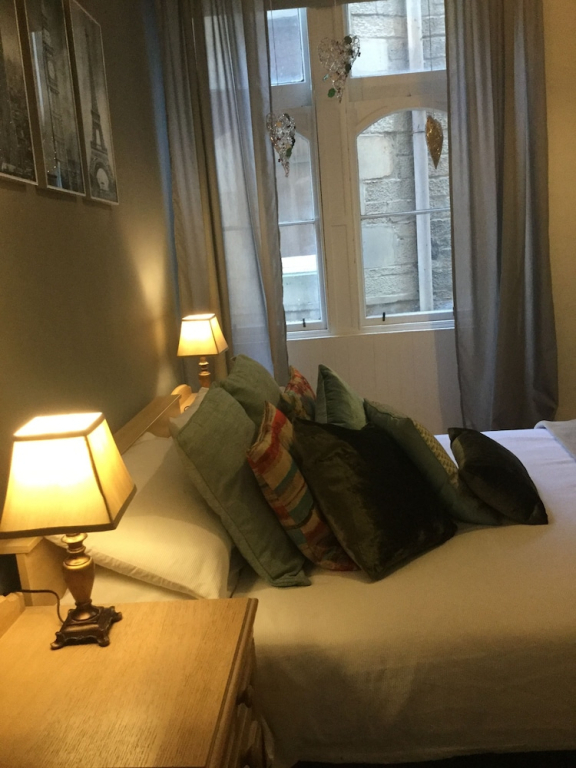 Edinburgh Old Town Apartment