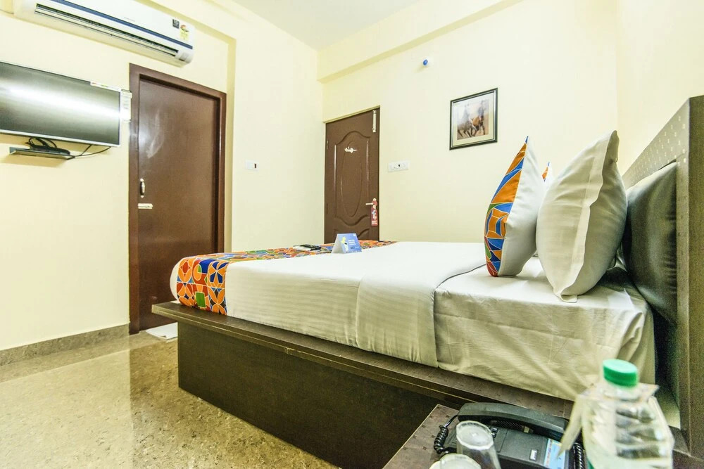 FabHotel Rithikha Inn III