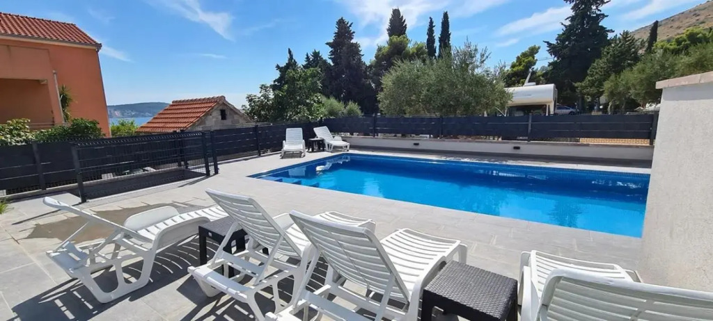 Apartman Adriana