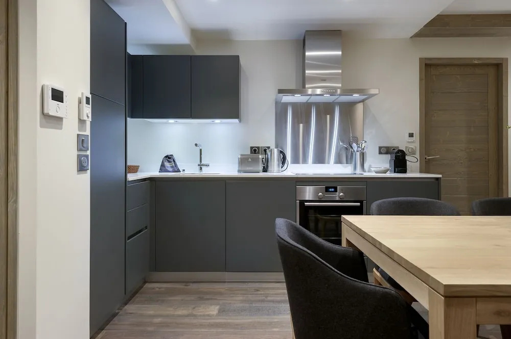 Le C Residence Apartments T3 Cabins A01