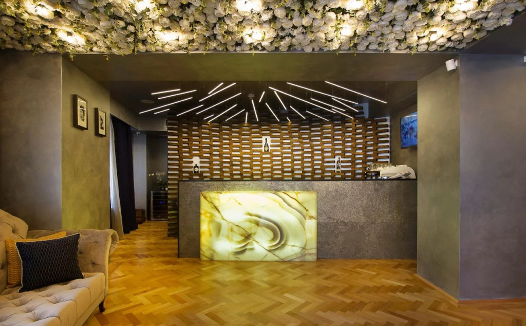 Venis Boutique Hotel