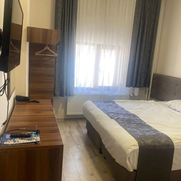 Zümrüt Palas Otel