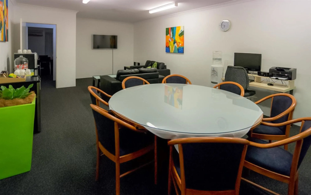 Perth Ascot Central Apartment Hotel Official