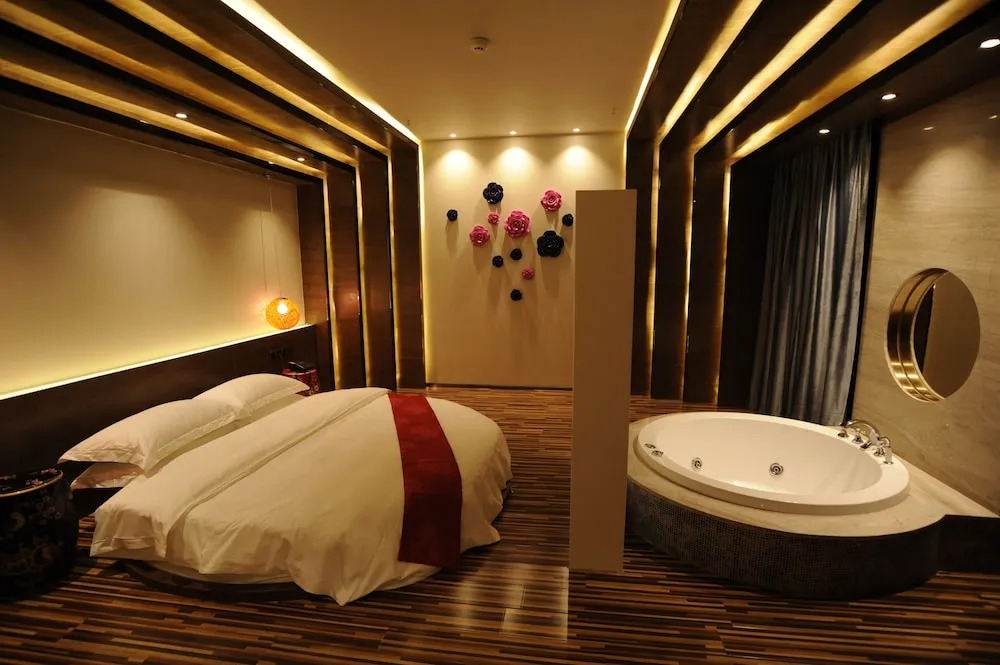 Secret Garden Hotel