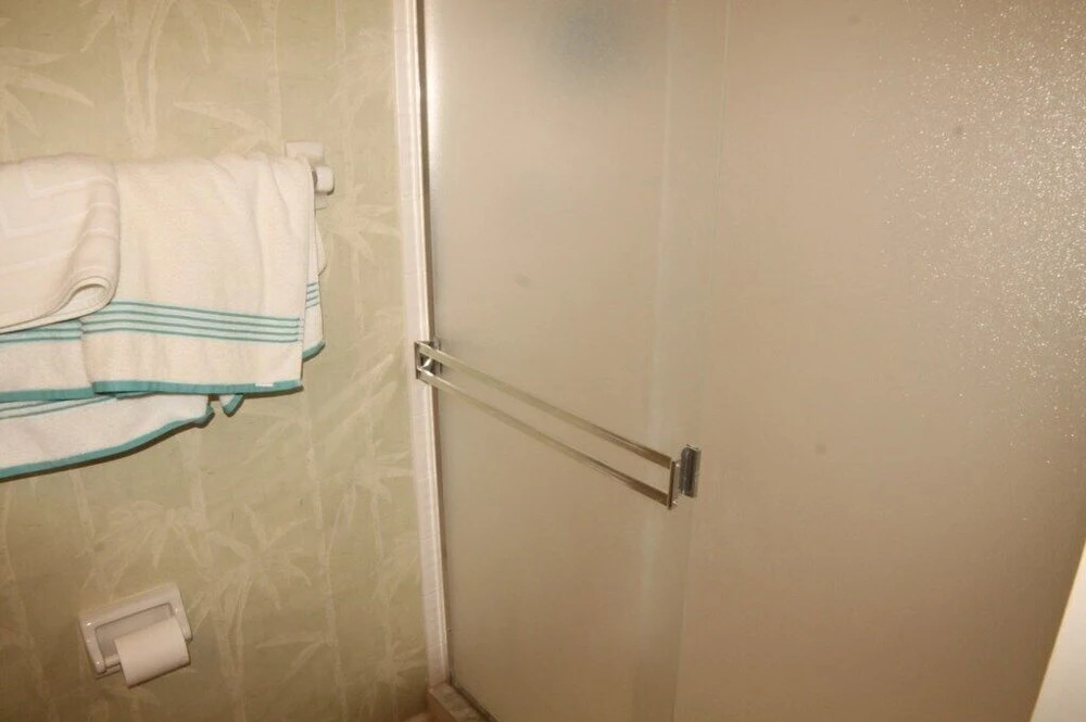 Sea Place 12224 2 Bedroom Condo by Redawning
