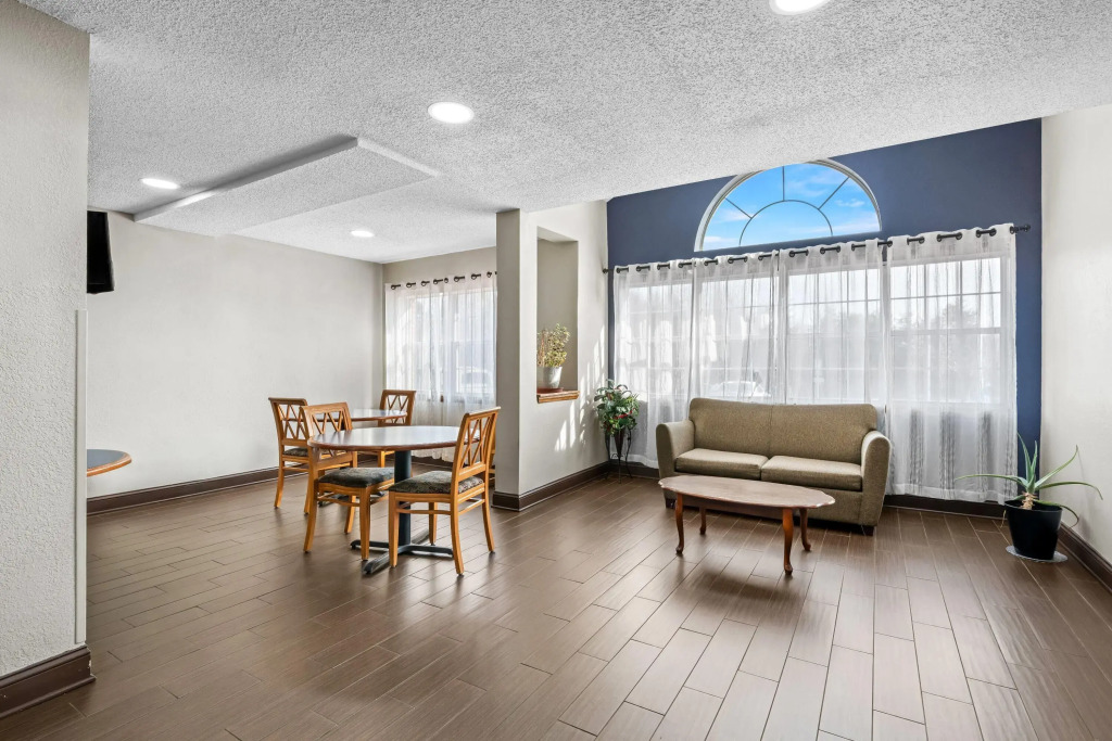 Microtel Inn & Suites by Wyndham Statesville