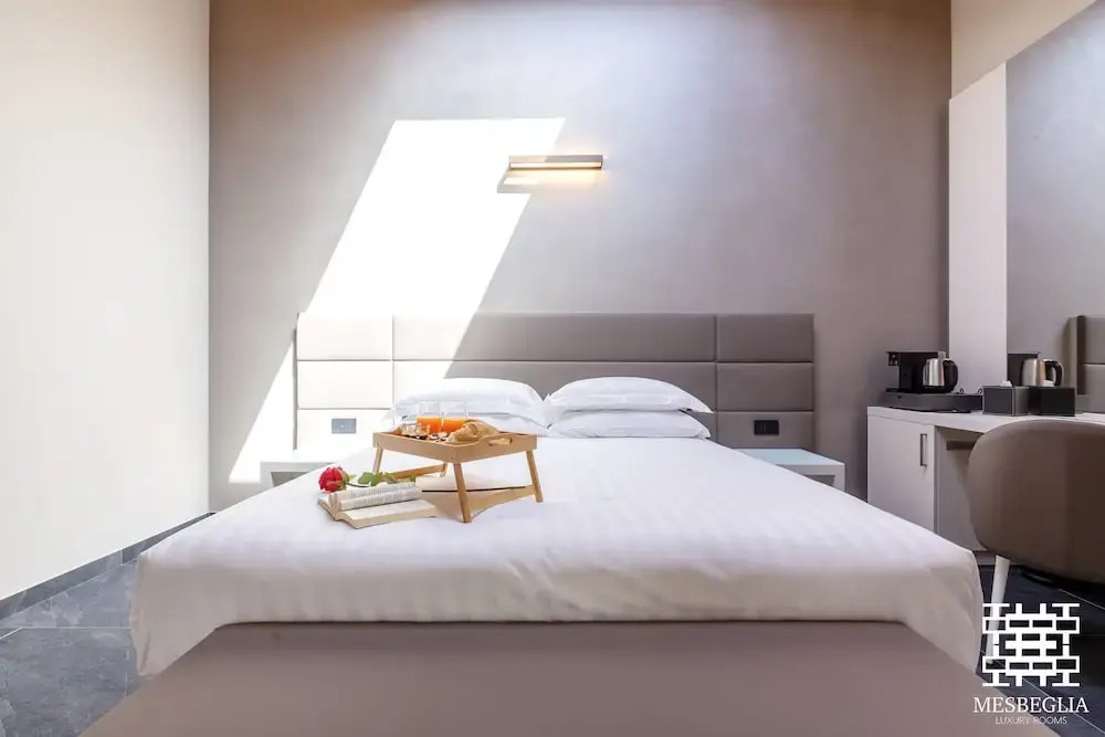 Mesbeglia Luxury Rooms