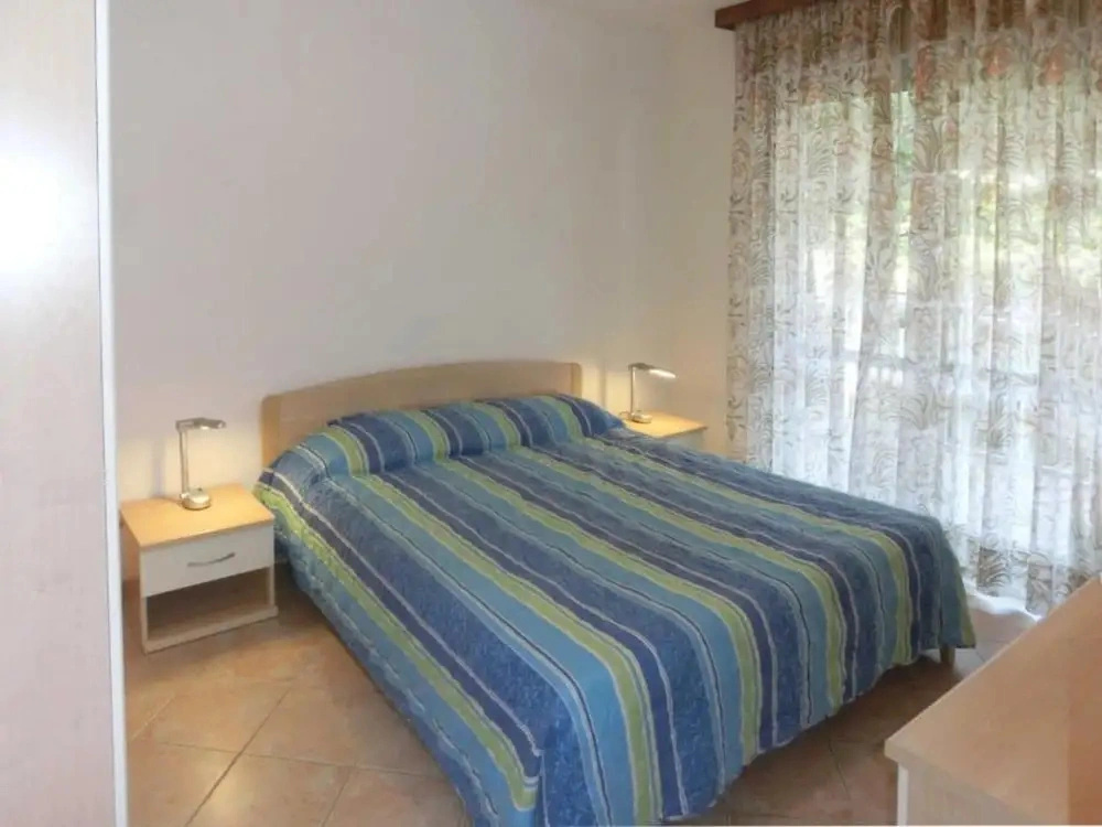 Bright Retreat With Swimming Pool