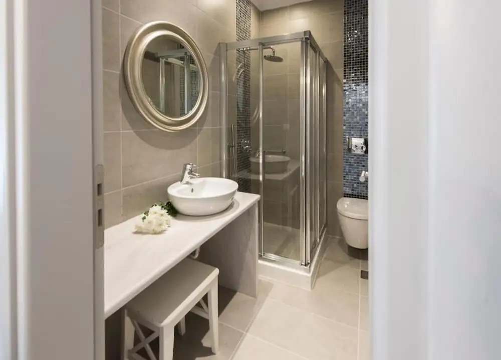 Rose Suites