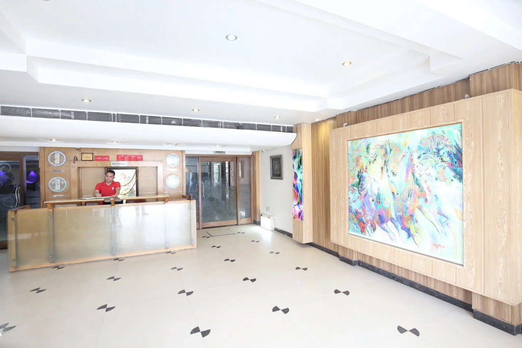 Hotel Aaditya Majha Continental