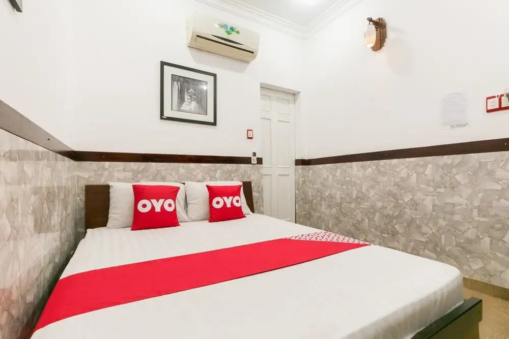 OYO 816 Ht Love Hotel