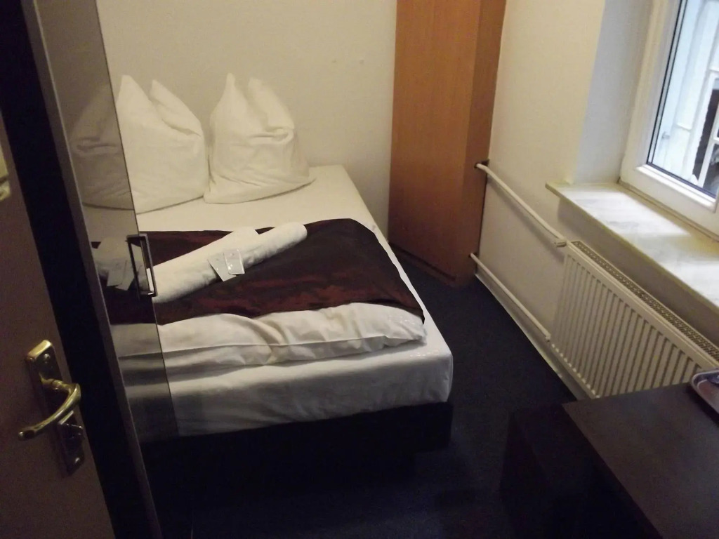 bed4city Szpitalna Street