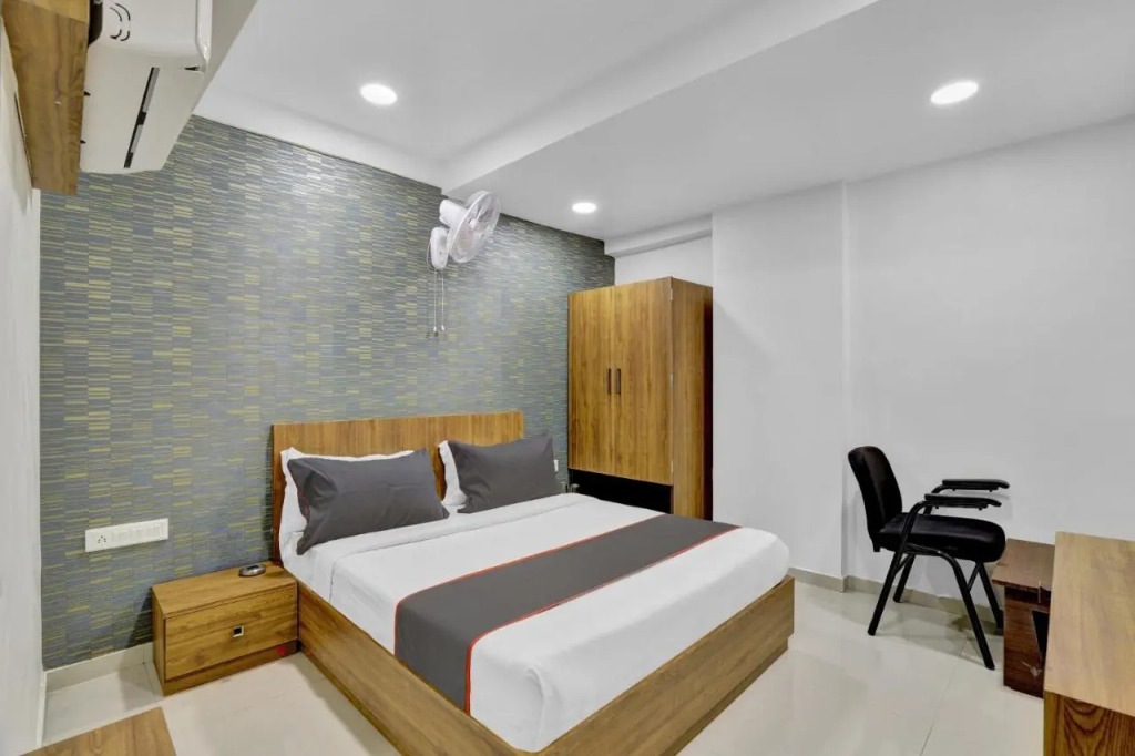 Hotel Royal Mansion, Gandhinagar