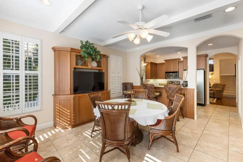 Siesta Avenida Townhome 5208