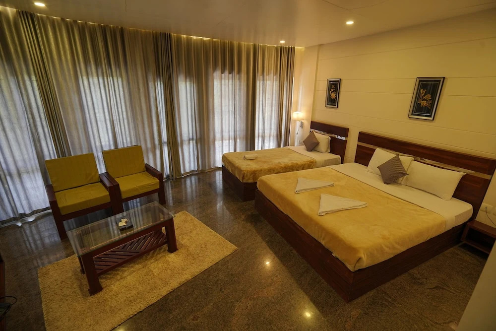 Mayookham Resorts