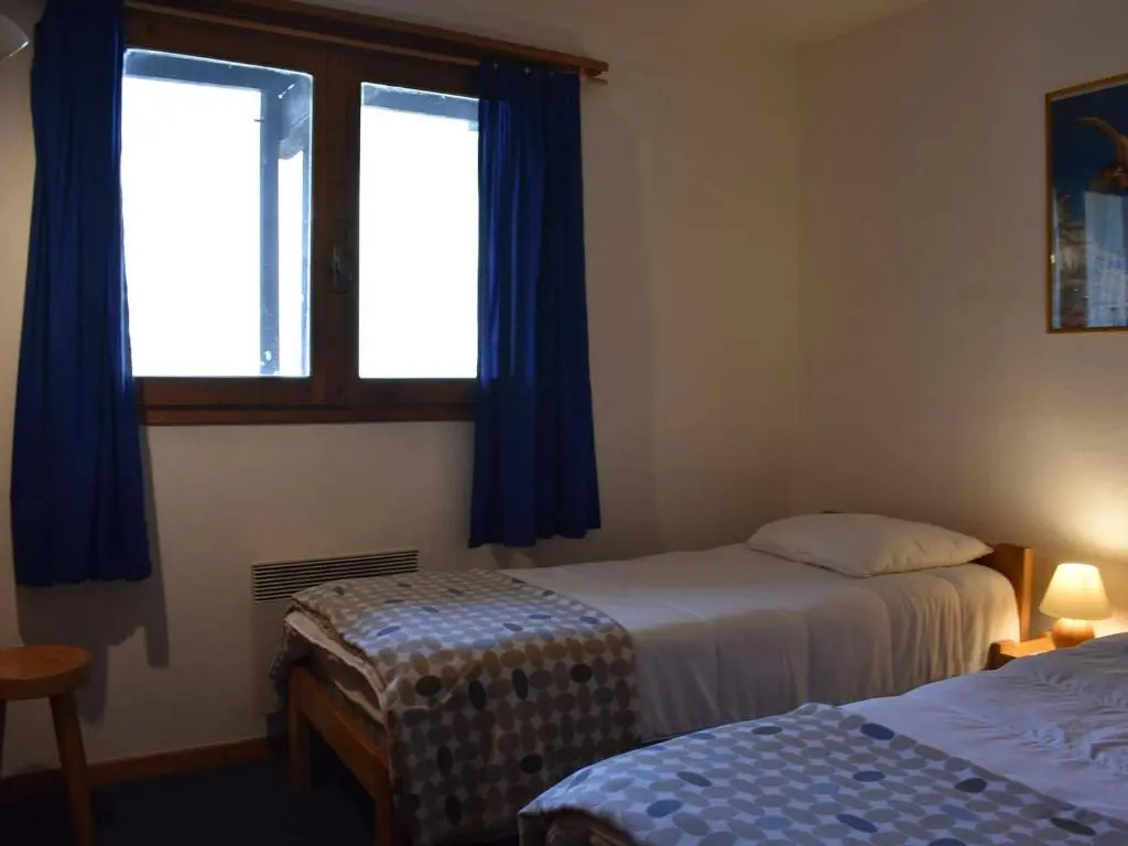 Chalet spacieux à Méribel - Animaux acceptés, parking inclus - FR-1-180-188