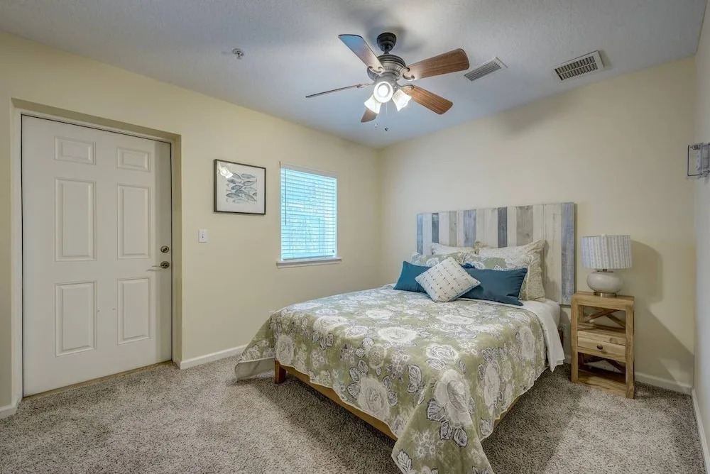 Beach Serenity 2 - Private Condo With Ocean Views