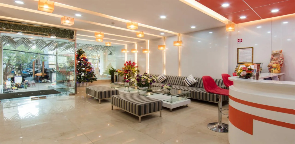 Van Mieu Hotel
