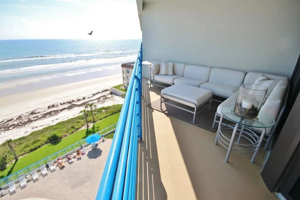 Ebb Tide 703 Apartment 2