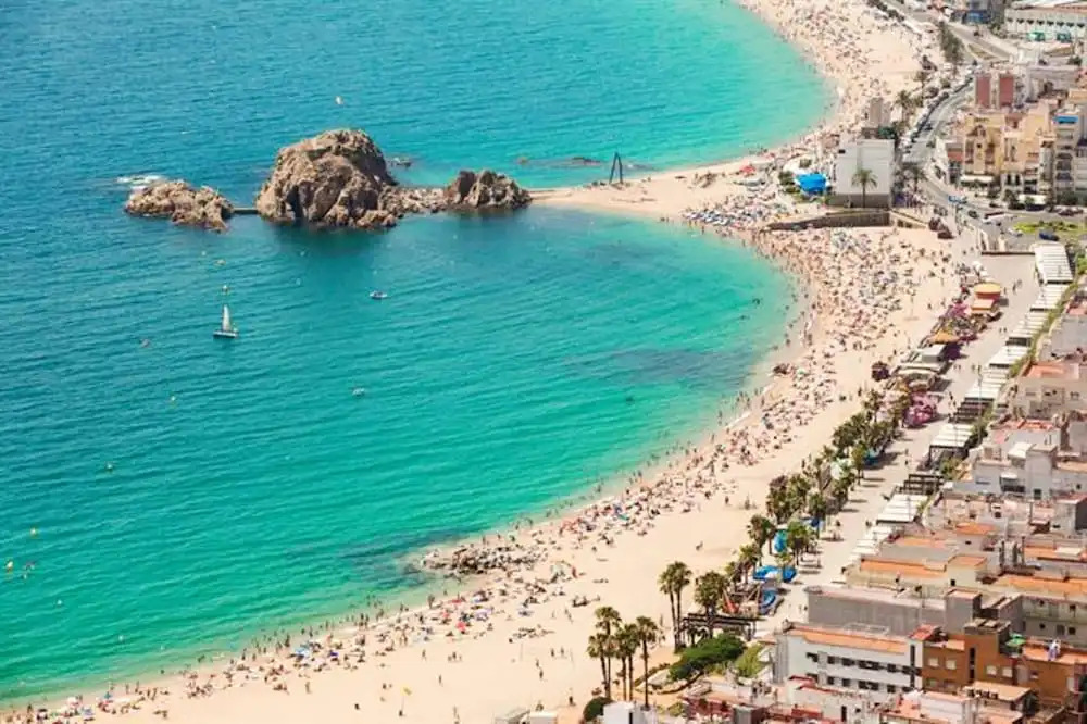 Apartment With 2 Bedrooms in Blanes, With Wonderful City View, Balcony and Wifi Near the Beach