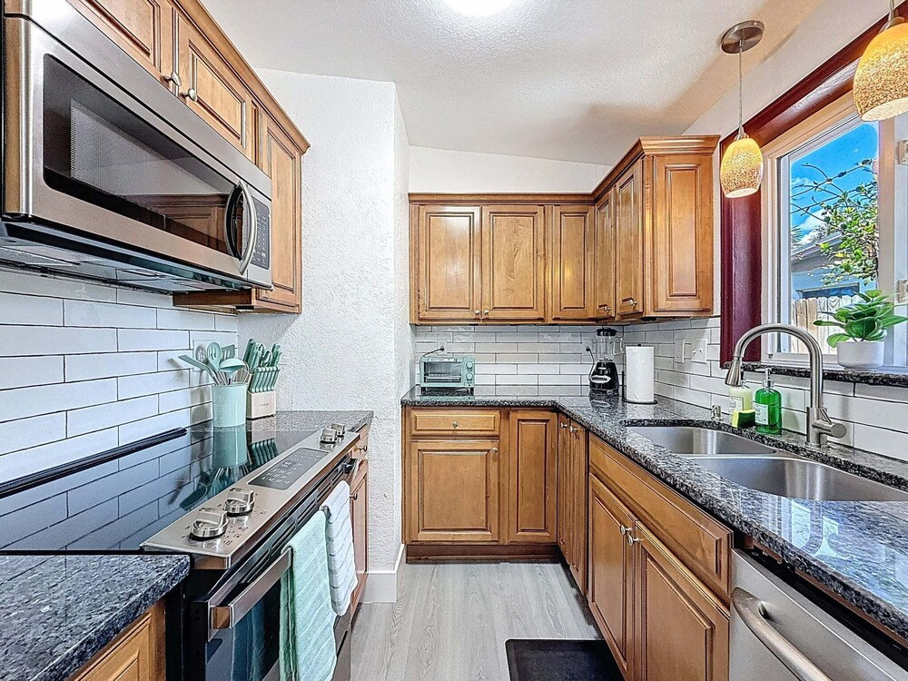 11083 106th Ave
