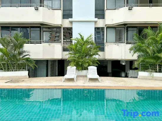 16F Great View 120sqm 2BR 2BA 3 min to Nana BTS 1603