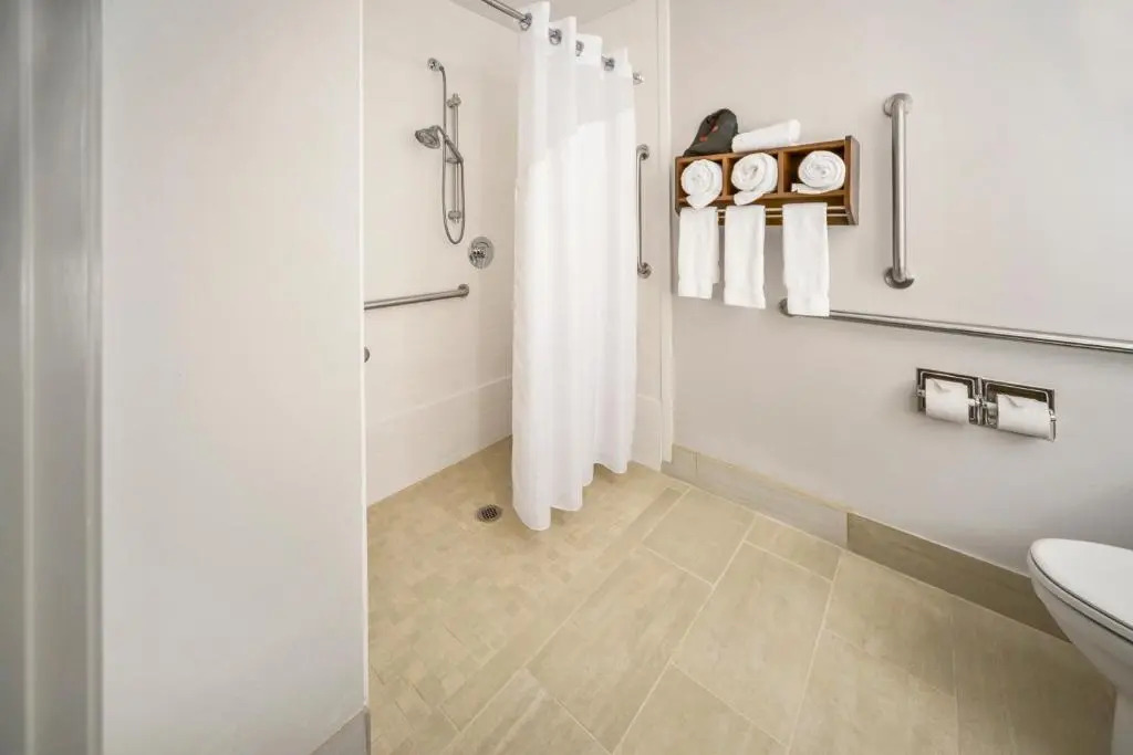 Holiday Inn Express Chicago Northwest-Vernon Hills by IHG