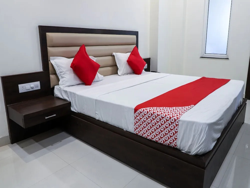 Adya Inn