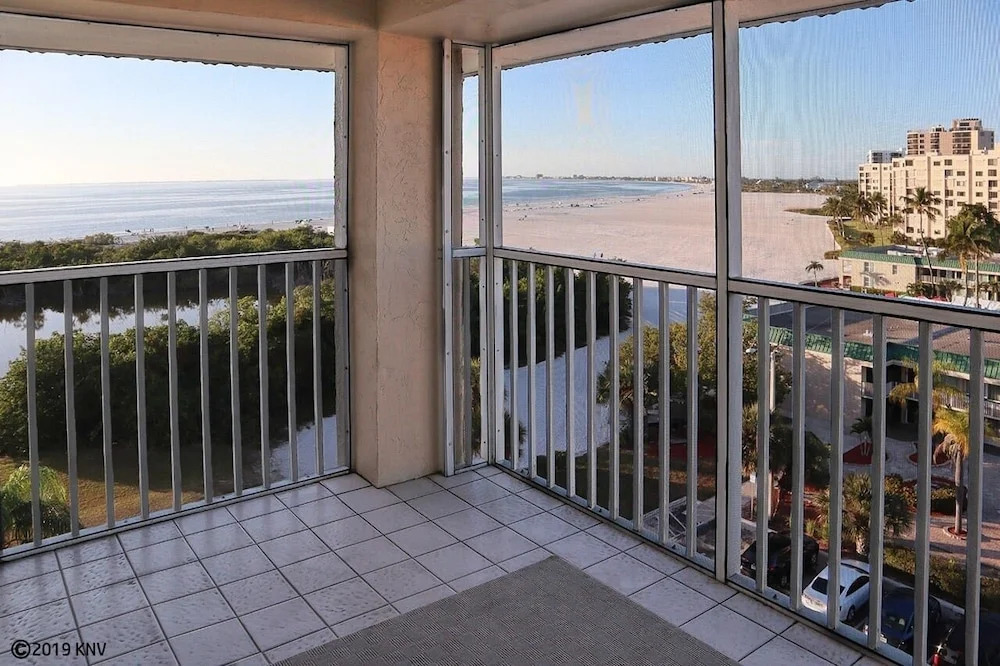 Sand Caper 702 2 Bedroom Condo
