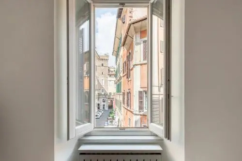 Iflat Art In The Heart Of Rome