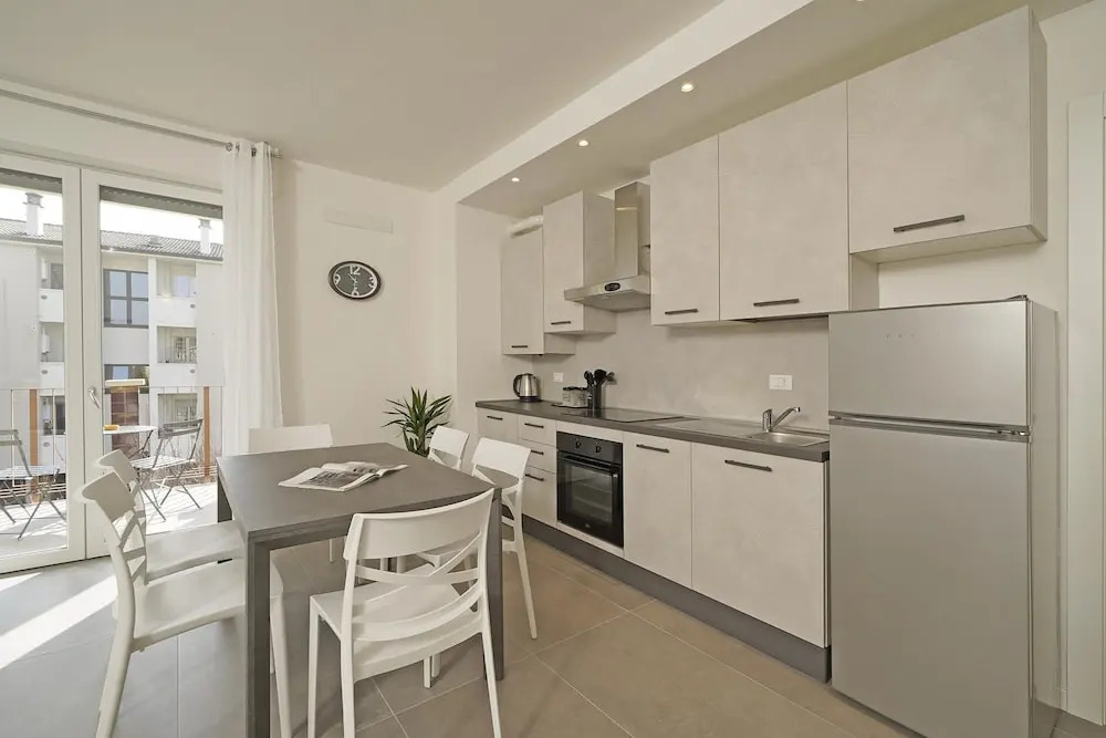 Sunshine Apartment by Wonderful Italy
