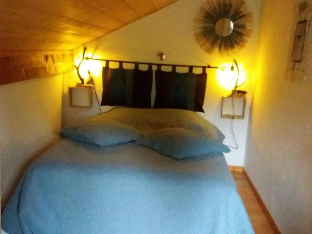 Charmant meublé au calme, proche cascades, randos, chevaux, parking et terrasse privée, WiFi gratuit - FR-1-589-365