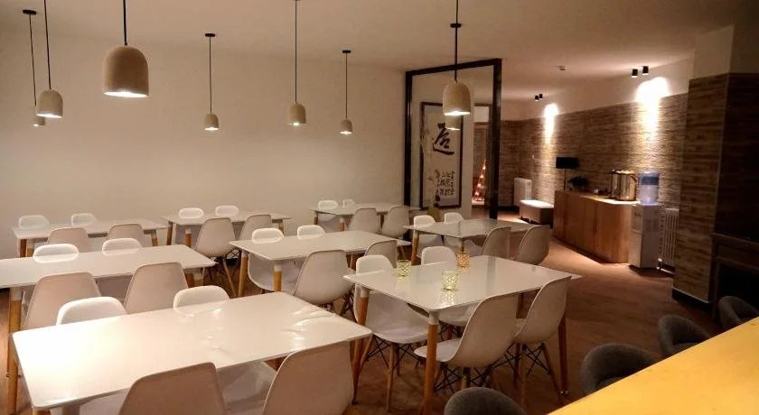 Howell Holiday Hotel Chongli