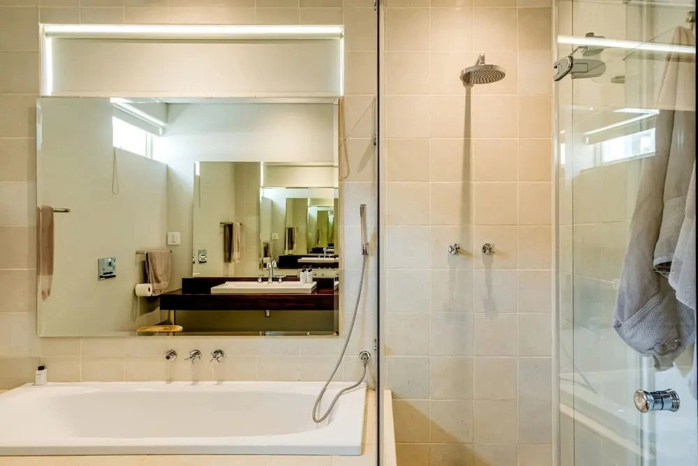 Stylish Family Villa w Pool Garden Putt-putt Villa Olivier