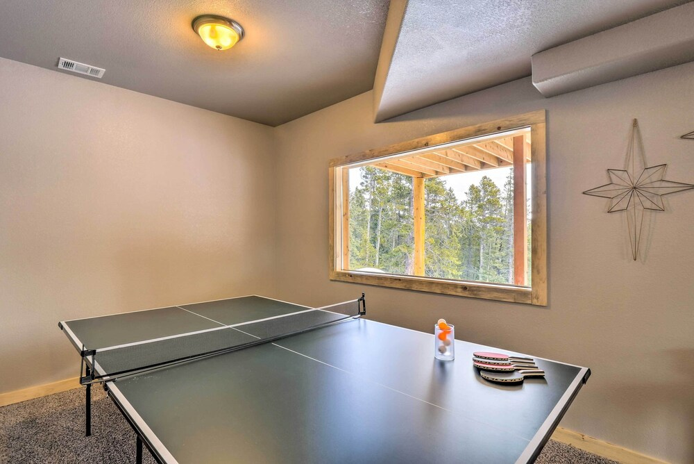 Mountainside Fairplay Cabin w/ Game Room & Sauna
