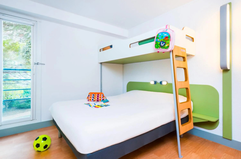 ibis budget Courbevoie Paris la Defense 1
