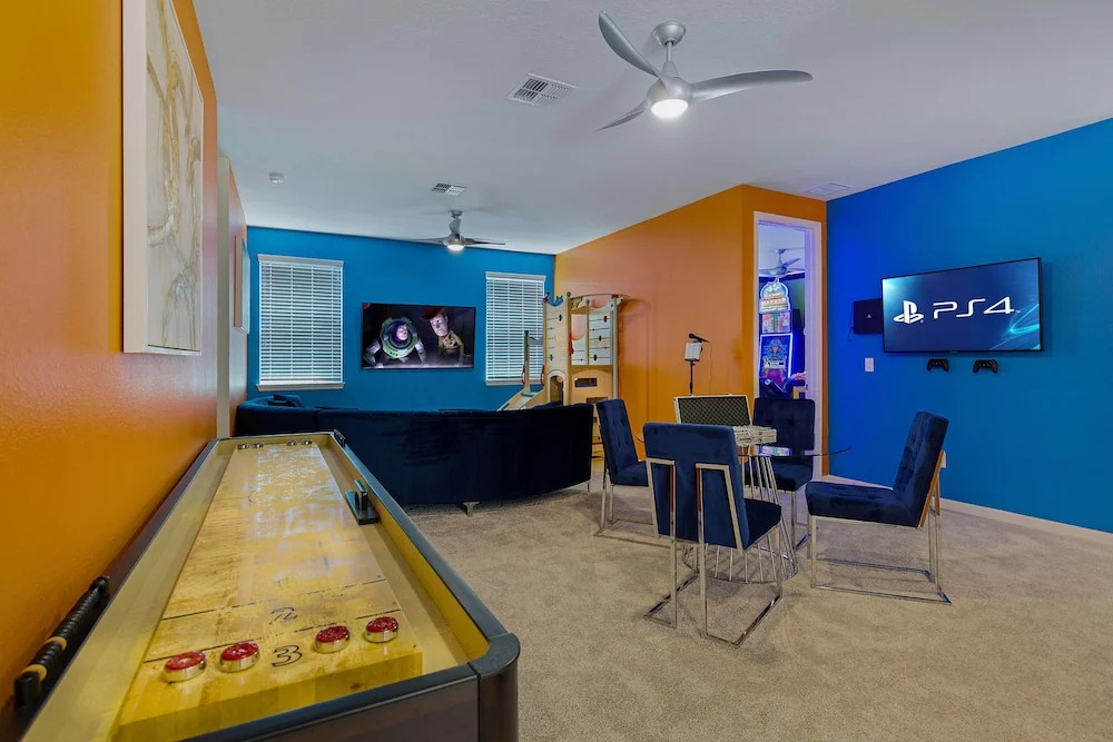 Sr020v: 8 Bed, Princesses, Lego, Pool, Shuffle Board